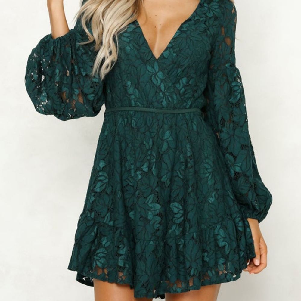 Green V-Neck Lace Dress